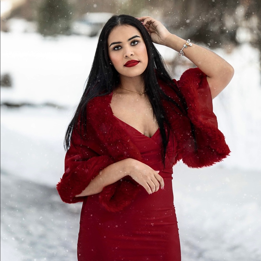Red Fur Wrap